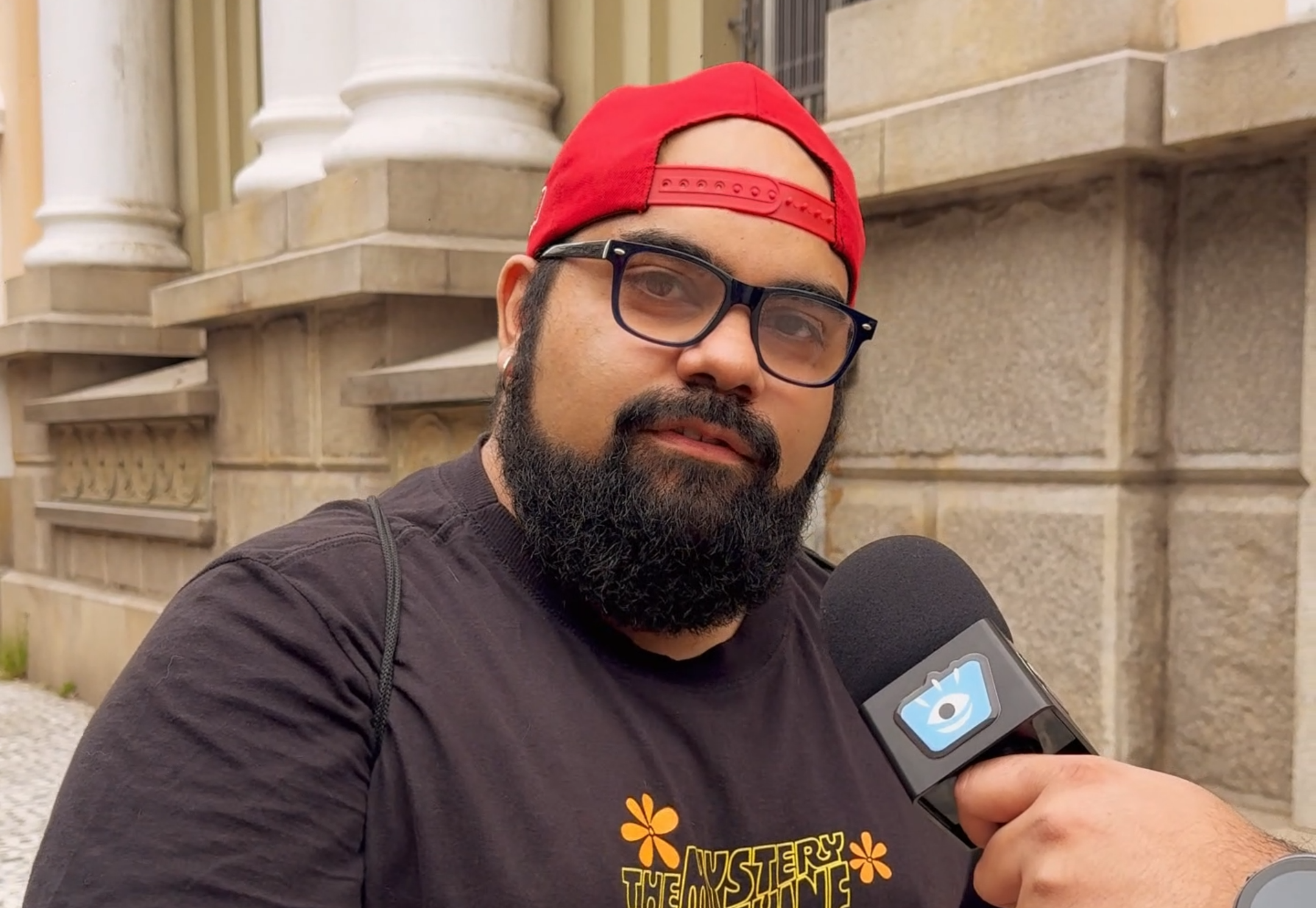 Conheça Brids: o artista que transforma histórias em ilustrações e miniaturas