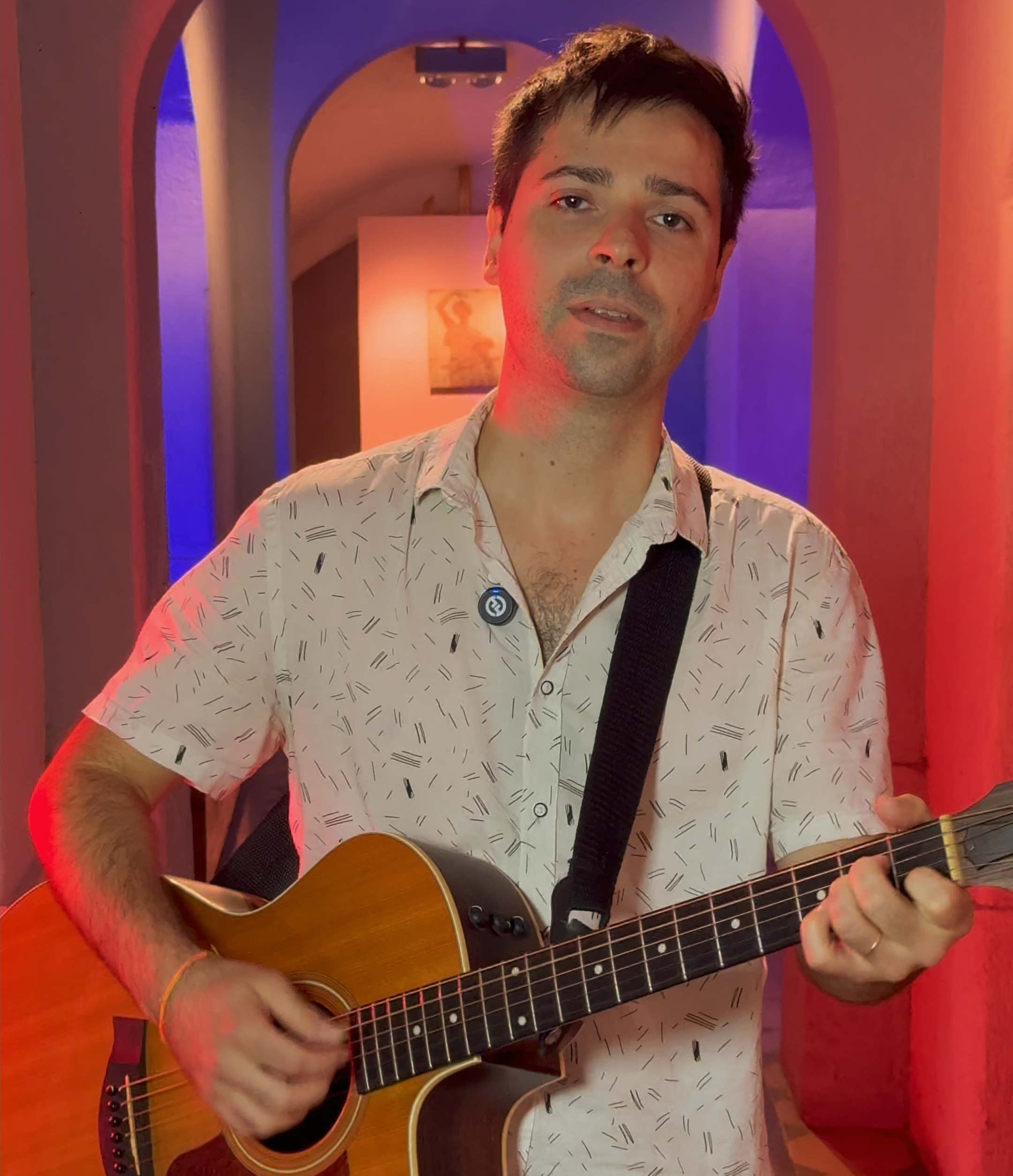 Alércio estreia em Pelotas a turnê “Tanta coisa pra viver em 6 minutos” nesta quinta (19)