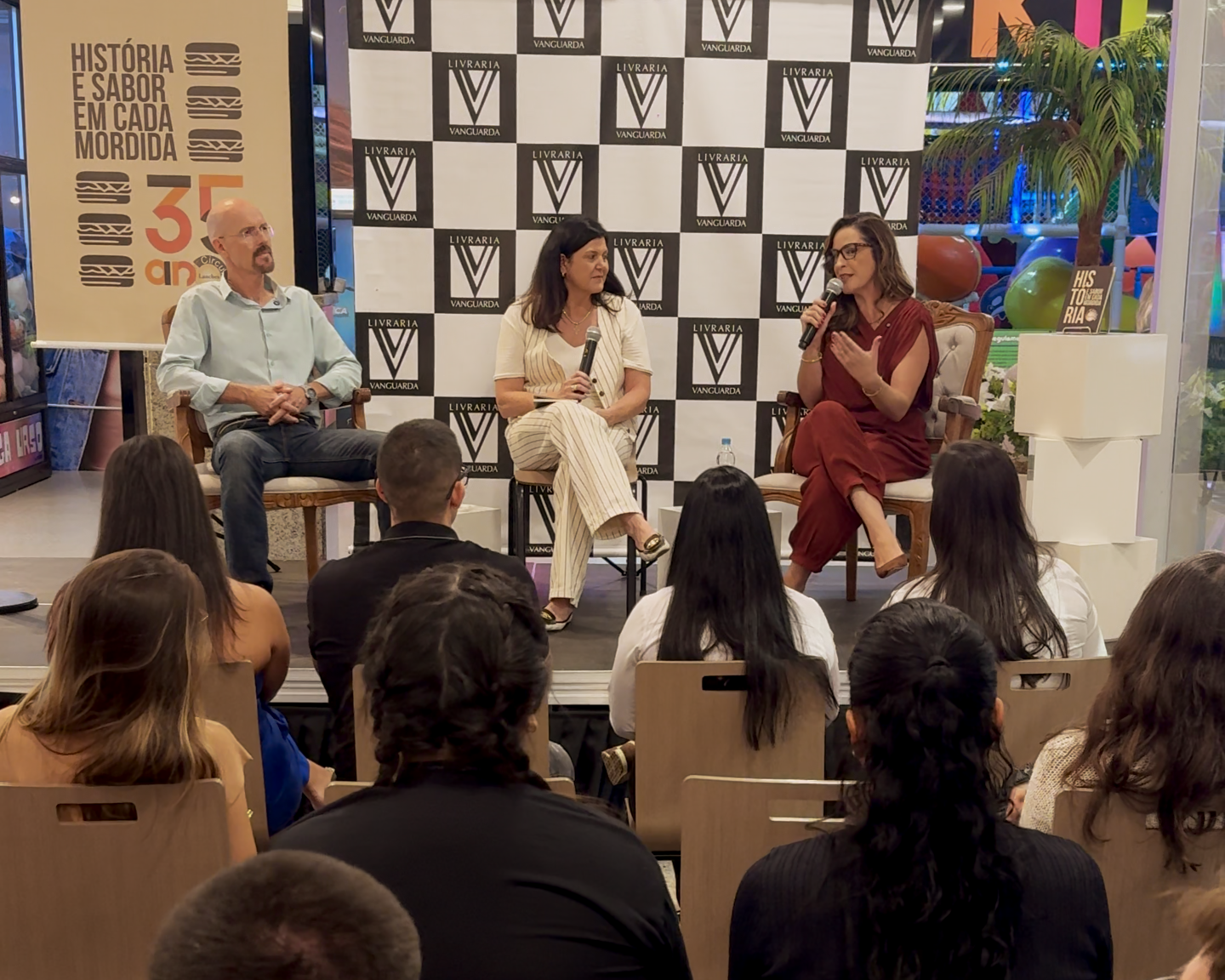 Circulu’s Lanches lança livro sobre trajetória de 35 anos