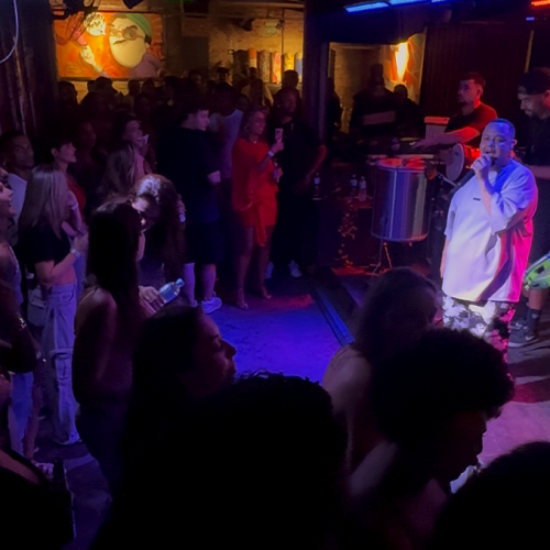 Cantor Pedro faz primeiro show solo e apresenta o single Dever Te Chama