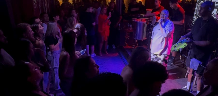 Cantor Pedro faz primeiro show solo e apresenta o single Dever Te Chama