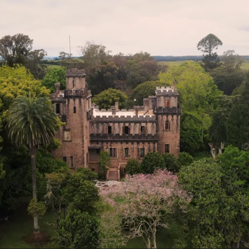 Audiovisual mostra a rica história do Castelo de Pedras Altas e sua relação com a biodiversidade local