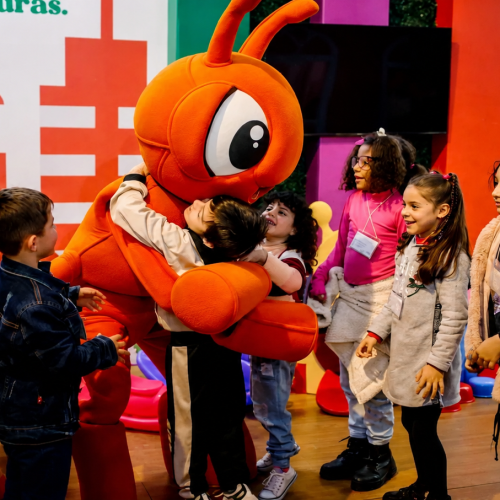 Fenadoce lança concurso cultural infantil “Baronesa por um Dia” 