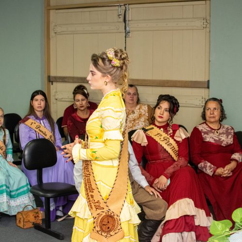 Evento tradicionalista aborda violência contra a mulher