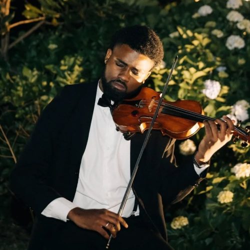 Pra ficar de olho: Ítalo Guerreiro, violinista