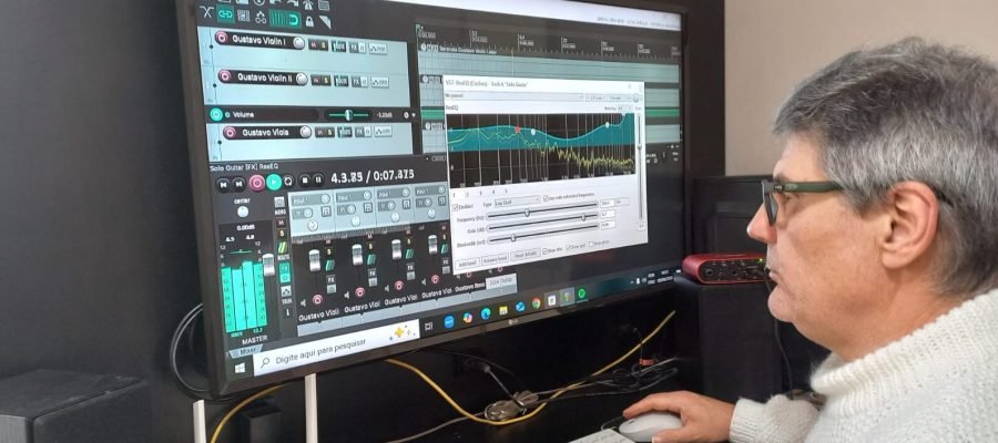 Violonista transforma pesquisa sonora em novo álbum