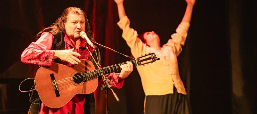 Leandro Maia reúne convidados em apresentação de “Guaipeca”