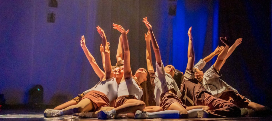 Grupo de Dança Mariana Espilman completa 10 anos