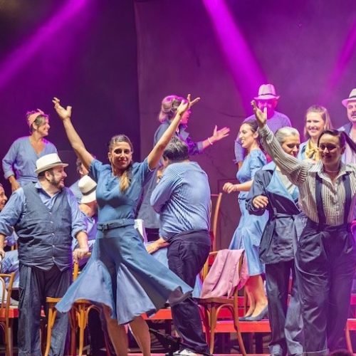 Expresso 25 revisita a obra de Tom Jobim em espetáculo apresentado em Pelotas