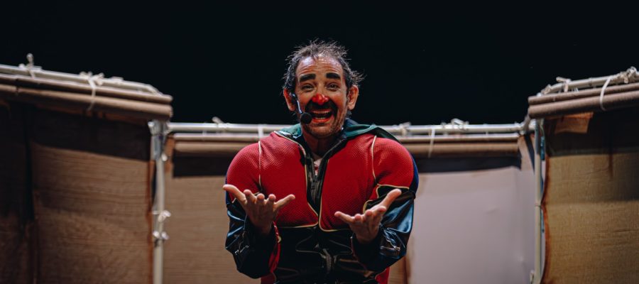 Espetáculo do Nordeste faz releitura de clássico de Cervantes em Pelotas