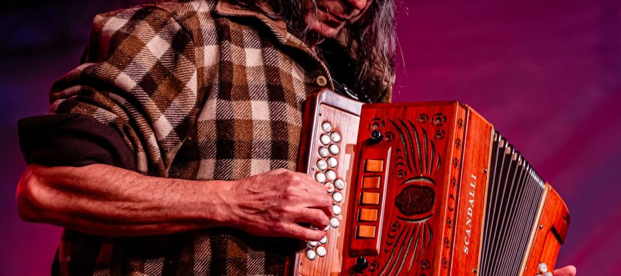 Renato Borghetti celebra 40 anos de trajetória em Show