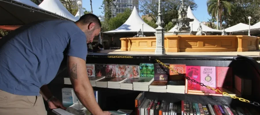 Inscrições abertas para apresentações na 52ª Feira do Livro